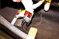 [nail hole penetration]